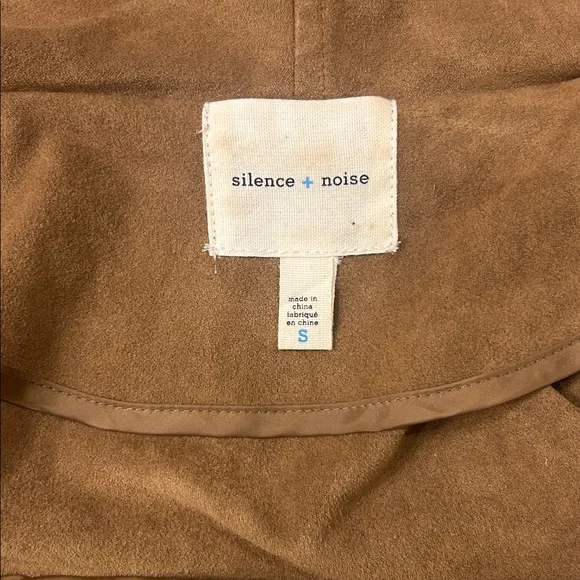Silence + Noise Urban Outfitters Vegan Faux Leather Distressed Moto Jacket Small - Picture 4 of 9